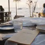 Les ondines agde, table sur la terrasse avec vue mer