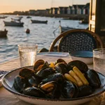 Restaurant le corail agde : moules-frites en terrasse à Rochelongue