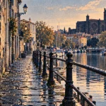 Que faire a Agde en avril : quais du port et cathédrale Saint-Étienne, Agde